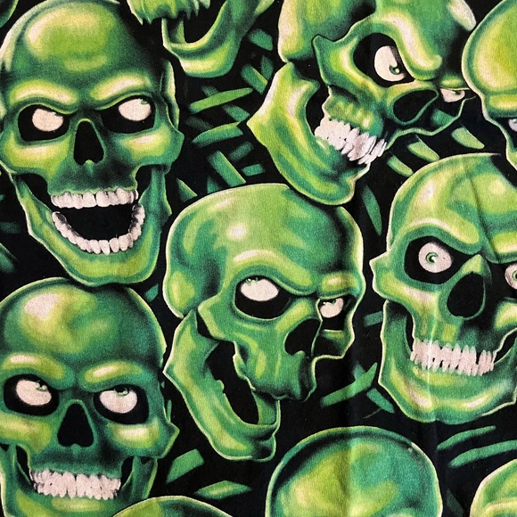 Skull t shirt - Picture 2 of 4